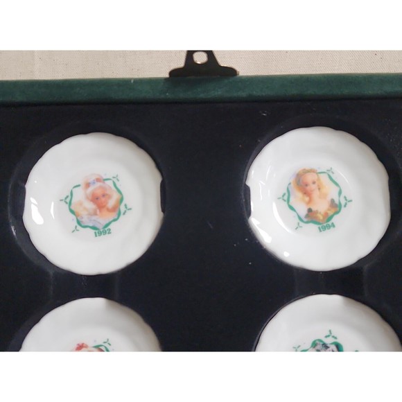 Vintage Chilton-Globe Holiday Barbie China Tea Dishes 1992-1995 COA In Box - Picture 3 of 16
